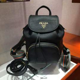 Picture of Prada Handbags _SKUfw186452217fw